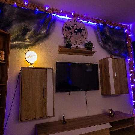 #121 Grosse, Gemuetliche Wohnung In Remscheid-City Luaran gambar