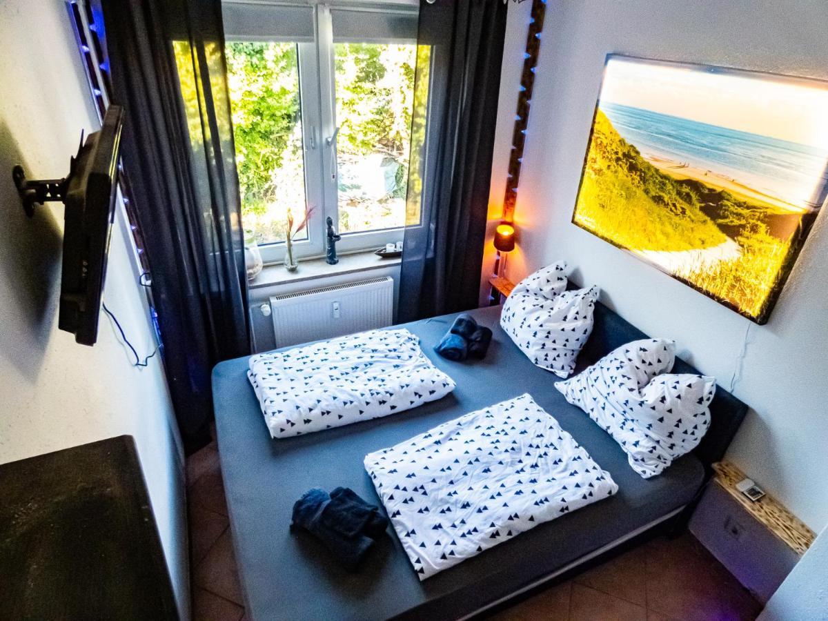 #121 Grosse, Gemuetliche Wohnung In Remscheid-City Luaran gambar