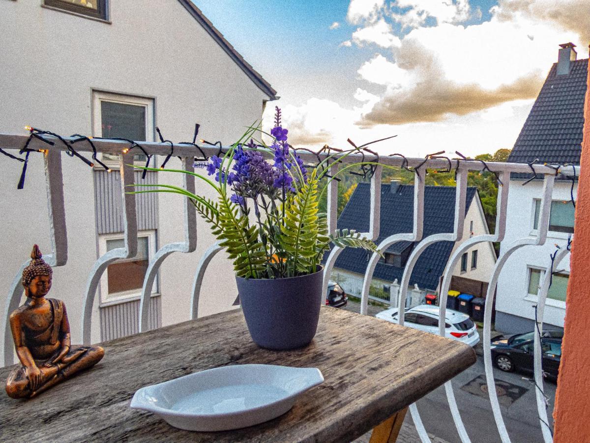 #121 Grosse, Gemuetliche Wohnung In Remscheid-City Luaran gambar